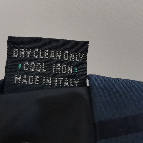 BURBERRY LONDON STRIPED SILK TIE - Picture 3 of 5